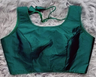 Plan Regular base sleeveless Blouse