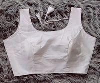 Plan Regular base sleeveless Blouse