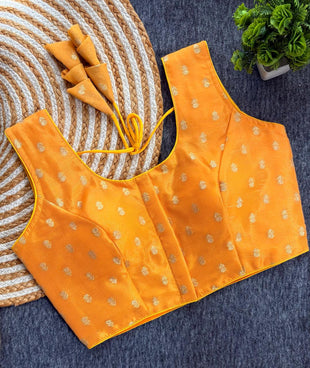 Fabric Banarasi silk - Heavy color